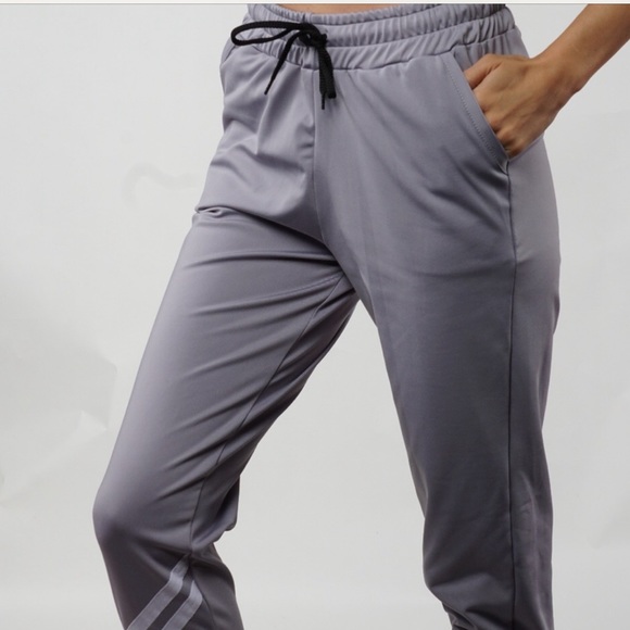 Comfy gray drawstring joggers - Picture 3 of 3